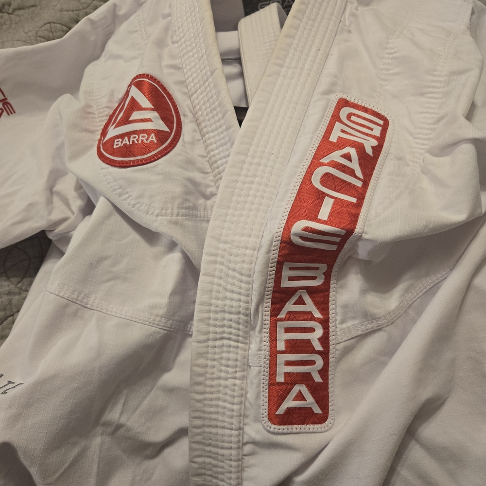 Gracie Barra White Martial Arts Gi